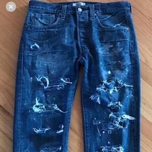 LEVIS Original 501 Straight ButtonFly DESTROYED 32
